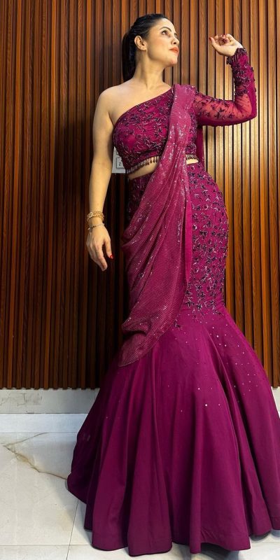RTC 6467 Wine Color Foix Georgette Thread With Sequence Lehenga Saree Wedding, Party, Festive, Events Etc. Expected Delivery 4-6 Working Days @2299/- | Lehenga, Bollywood Lehenga, Creative Lehenga, Designer Lehenga, Embroidered Lehenga, Party Wear Lehenga