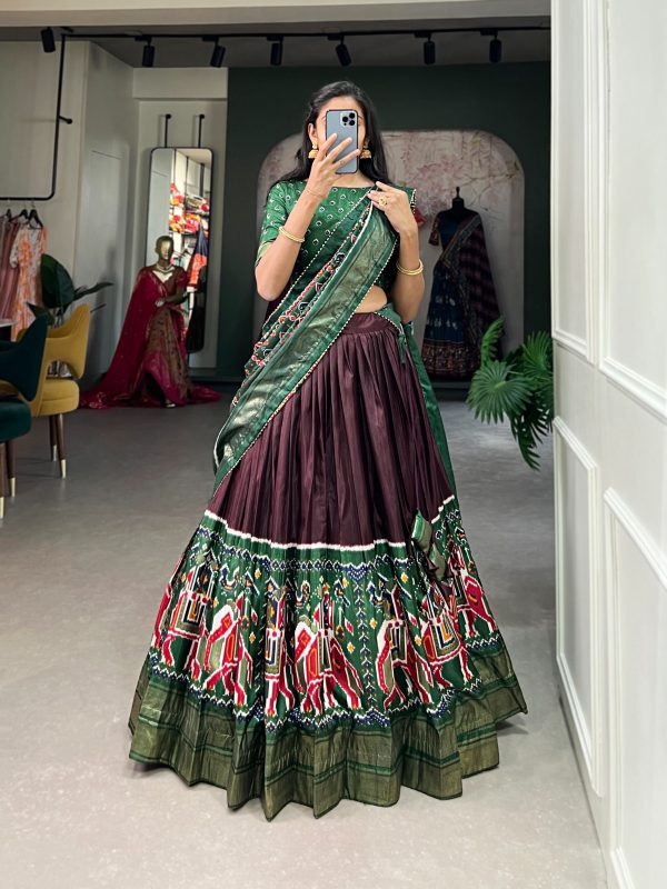 LNB 1623 Broun Color Fabulous Dola Silk Patola Print And Foil Work Lehenga Choli Wedding, Festive, Events Expected Delivery 4-6 Working Days@2199/- Only | Lehenga, Bollywood Lehenga, Creative Lehenga, Designer Lehenga, Embroidered Lehenga, Party Wear Lehenga