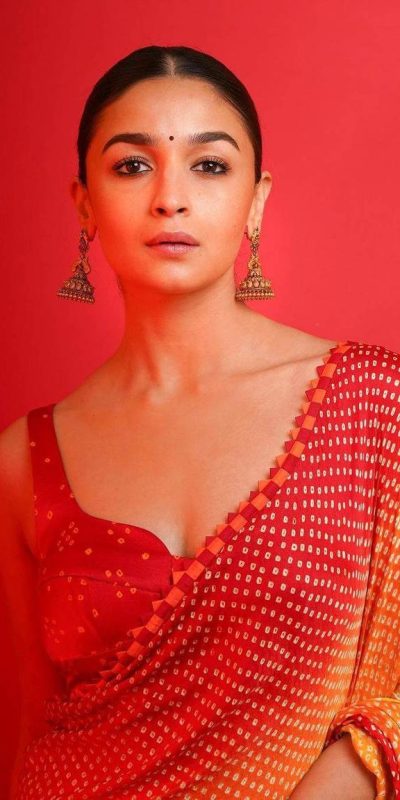 KT 196 Red Color Satin Creap Silk Heavy Satin Zari Saree Casual, Wedding, Festive, Events . Expected Delivery 4-6 Working Days @1599/- only | Sarees, Bollywood Sarees, Creative Sarees, Designer Sarees, Embroidered Sarees, Ethnic Saree, Modern Digital sarees, Party Wear Sarees