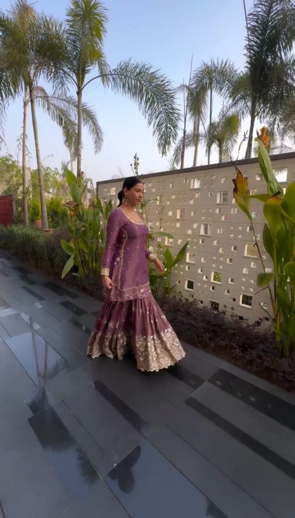 Pink Twill Net With Heavy Embroidery Sequence Work Salwar Suit - Image 3