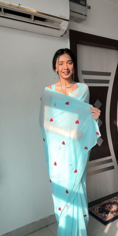 SC 221 Sky Blue Color Georgette silk with embroidery red color heart design Saree Wedding, Festive, Events . Expected Delivery 4-6 Working Days @1549/- only | Sarees, Bollywood Sarees, Creative Sarees, Designer Sarees, Embroidered Sarees, Ethnic Saree, Modern Digital sarees, Party Wear Sarees
