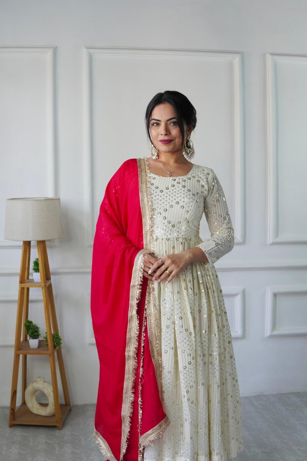 White Fox Georgette Heavy Embroidery Work Salwar Suit - Image 3
