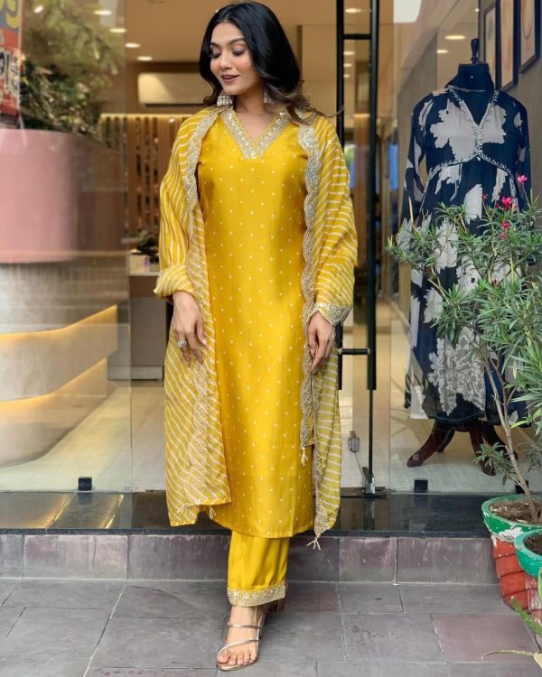 Yellow Chinon Silk Wide Digital Print Coding Work Lace Salwar Suit - Image 3