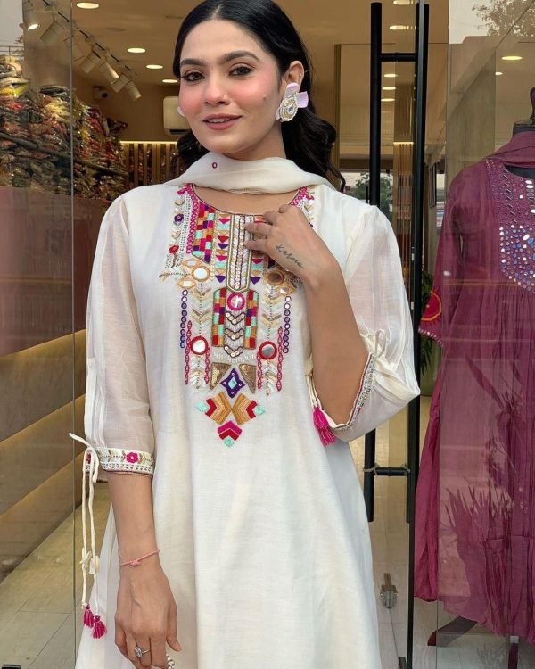 White Chanderi Silk With Mirror Work Embroidery Salwar Suit - Image 4