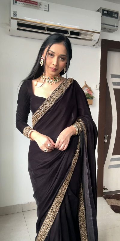 SC 233 Black Velvet Color Pure 9000 Velvet With Embroidery Lace Border Saree Casual, Wedding, Festive, Events . Expected Delivery 4-6 Working Days @1999/- | Sarees, Bollywood Sarees, Creative Sarees, Designer Sarees, Embroidered Sarees, Ethnic Saree, Modern Digital sarees, Party Wear Sarees