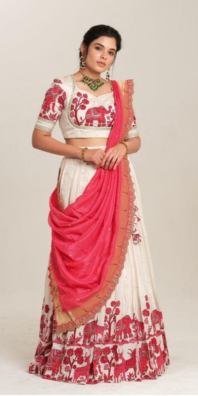 PC 504 Red Color Cotton Kalamkari Print Lehenga Choli Wedding, Party, Festival, Events Etc. Delivery 4-6 Working Days @2149/- | Lehenga, Bollywood Lehenga, Creative Lehenga, Designer Lehenga, Embroidered Lehenga, Party Wear Lehenga