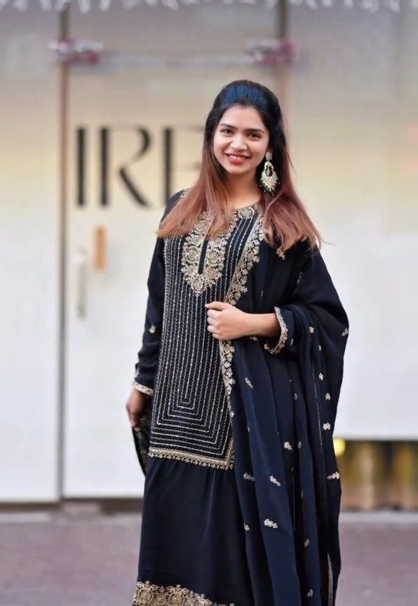 Black Georgette With Embroidery Work Salwar Suit - Image 2