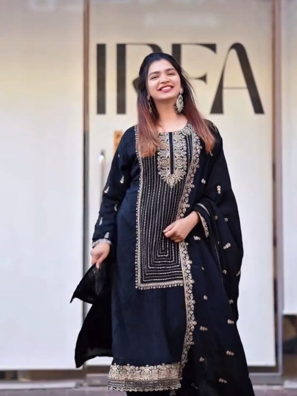 Black Georgette With Embroidery Work Salwar Suit - Image 3
