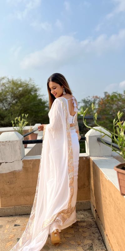 JR 579 White Color Georgette Sequence Work Lace Saree Casual, Wedding, Festive, Events . Expected Delivery 4-6 Working Days @1599/- only | Sarees, Bollywood Sarees, Creative Sarees, Designer Sarees, Embroidered Sarees, Ethnic Saree, Modern Digital sarees, Party Wear Sarees