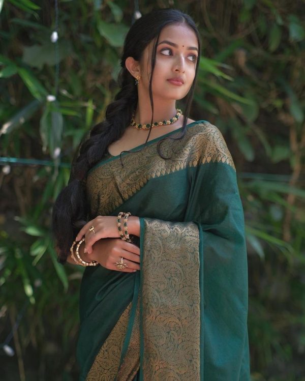 Green Soft Litchi Silk Jacquard Work Saree - Image 4