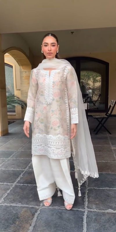 LG 1932 White Color Tobi Organza Printed With Embroidery Salwar Suit Casual, Wedding, Festive, Events . Expected Delivery  4-6 Working Days @2049/- only      | Jump Suits, Salwar suit, Casual Suits, Creative suits, Designer Suits, Palazzo Suits, Party Wear Suits, Patiala Suits, Straight Suits