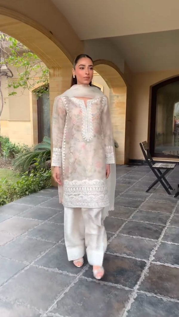 White Tobi Organza Printed With Embroidery Salwar Suit - Image 3