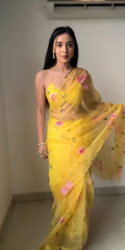 SC 236 Yellow Color Soft Organza Silk Ready To Wear Saree Casual, Wedding, Festive, Events . Expected Delivery 4-6 Working Days @1549/- only | Sarees, Bollywood Sarees, Creative Sarees, Designer Sarees, Embroidered Sarees, Ethnic Saree, Modern Digital sarees, Party Wear Sarees