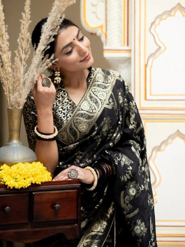 Black Soft Litchi Silk All Over Weaving Saree - Image 3