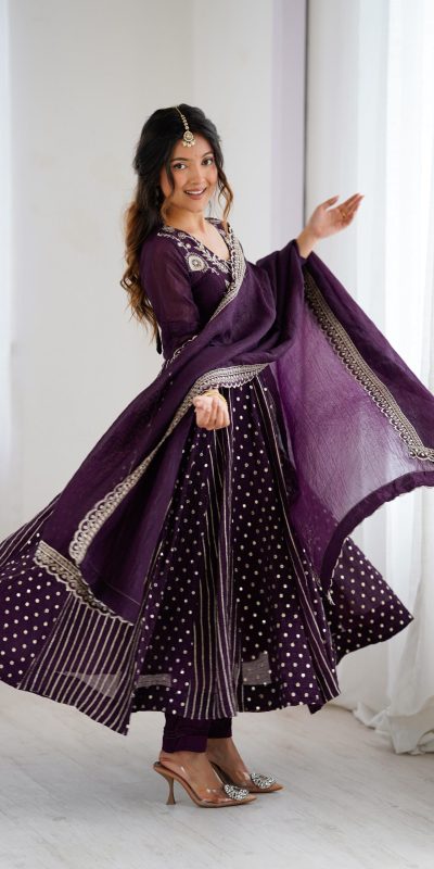 SRK 5293 Wine With Crunchy Silk With Fully Flair with Lace Work & Embroidery Work Anarkali Gown . Introductory Price ₹2149. Delivery 4-6 Worki | Gowns, Bollywood Gowns, Creative Gowns, Designer Gowns, Embroidered Gowns, Party Wear Gowns