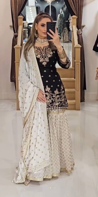 VLM 264 Black in Fox Georgette Embroidery Work & Lace Work Salwar Suit . Best Price ₹2399. Delivery 4-6 Working Days. Shop now. | Jump Suits, Tops & Bottoms, Track Suits, Salwar suit, Casual Suits, Creative suits, Designer Suits, Palazzo Suits, Party Wear Suits, Patiala Suits, Straight Suits, Trendy Wear