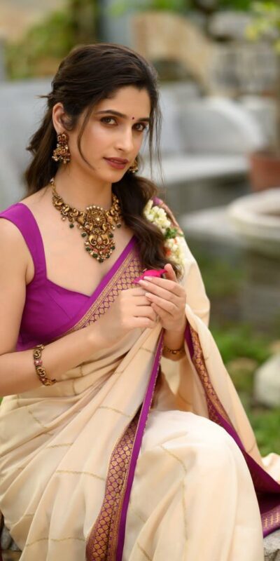 KPR 235 Off White Soft Lichi Silk Saree Perfect for Wedding, Party, Raksha Bandhan, Sangeet, Eid – . Get it for ₹1449. Delivery 4-6 Working Days. | Sarees, Bollywood Sarees, Creative Sarees, Designer Sarees, Embroidered Sarees, Ethnic Saree, Modern Digital sarees, Party Wear Sarees