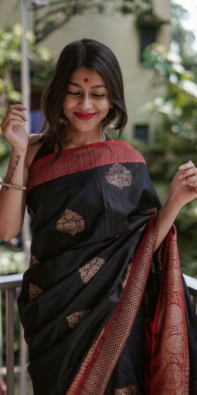 KPR 282 Black Soft Lichi Silk Saree Perfect for Wedding, Party, Reception, Diwali, Ethnic Day – . Affordable Price ₹1449. Delivery 4-6 Working Days. | Sarees, Bollywood Sarees, Creative Sarees, Designer Sarees, Embroidered Sarees, Ethnic Saree, Modern Digital sarees, Party Wear Sarees