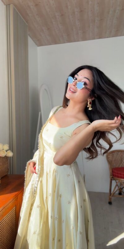 SRK 5325 Off White in Cosmos Embroidery Work & Lace Work Salwar Suit Gold. Available at ₹2099 only. Delivery 4-6 Working Days. Shop now. | Jump Suits, Salwar suit, Casual Suits, Creative suits, Designer Suits, Palazzo Suits, Party Wear Suits, Patiala Suits, Straight Suits