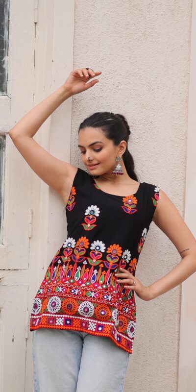 KA 1196 Black Georgette Kurti with Gamthi Work.Wedding, Party, Festive, Events, Exclusive Offer ₹1469. Delivery 4-6 Working Days. Shop now. | Kurti, Bollywood Kurti, Creative Kurtis, Designer Kurti, Party Wear Kurti, Selfie Kurti