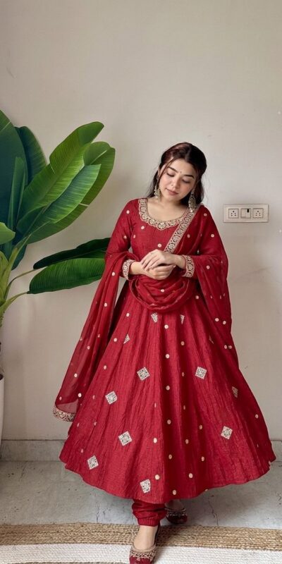 SRK 5351 Red Crunchy Silk Gown Perfect for Wedding, Party, Haldi, Anniversary, Holi – . Affordable Price ₹2149. Delivery 4-6 Working Days. Shop now. | Gowns, Bollywood Gowns, Creative Gowns, Designer Gowns, Embroidered Gowns, Party Wear Gowns
