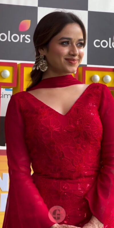 VLM 329 Red Faux Georgette Salwar Suit erfect for Wedding, Party, Mehendi, Pongal, Reception – . Available at ₹1999 only. Delivery 4-6 Working Days | Jump Suits, Salwar suit, Casual Suits, Creative suits, Designer Suits, Palazzo Suits, Party Wear Suits, Patiala Suits, Straight Suits