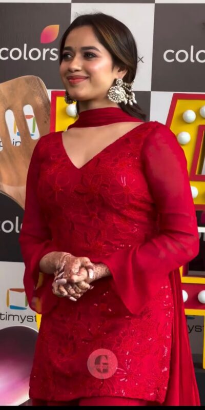VLM 329 Red Faux Georgette Salwar Suit erfect for Wedding, Party, Mehendi, Pongal, Reception – . Available at ₹1999 only. Delivery 4-6 Working Days | Jump Suits, Salwar suit, Casual Suits, Creative suits, Designer Suits, Palazzo Suits, Party Wear Suits, Patiala Suits, Straight Suits