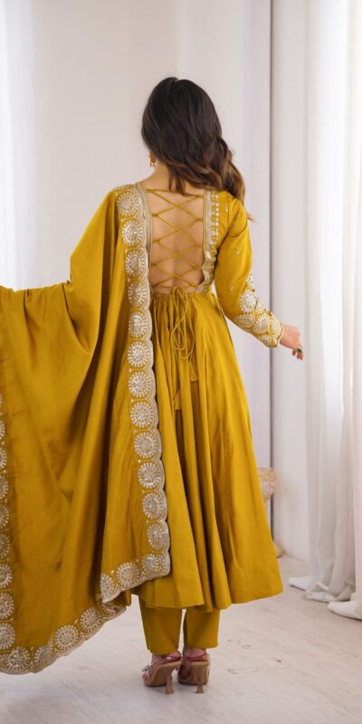 ZF 5026 Mastered Colour Roman Silk Salwar Suit with Embroidery Work. Best Price ₹2399. Delivery 4-6 Working Days. Online Shop now. | Anarkali Suits, Bollywood Anarkali, Creative-Anarkali, Designer Anarkali, Embroidered Anarkali, Party Wear Anarkali