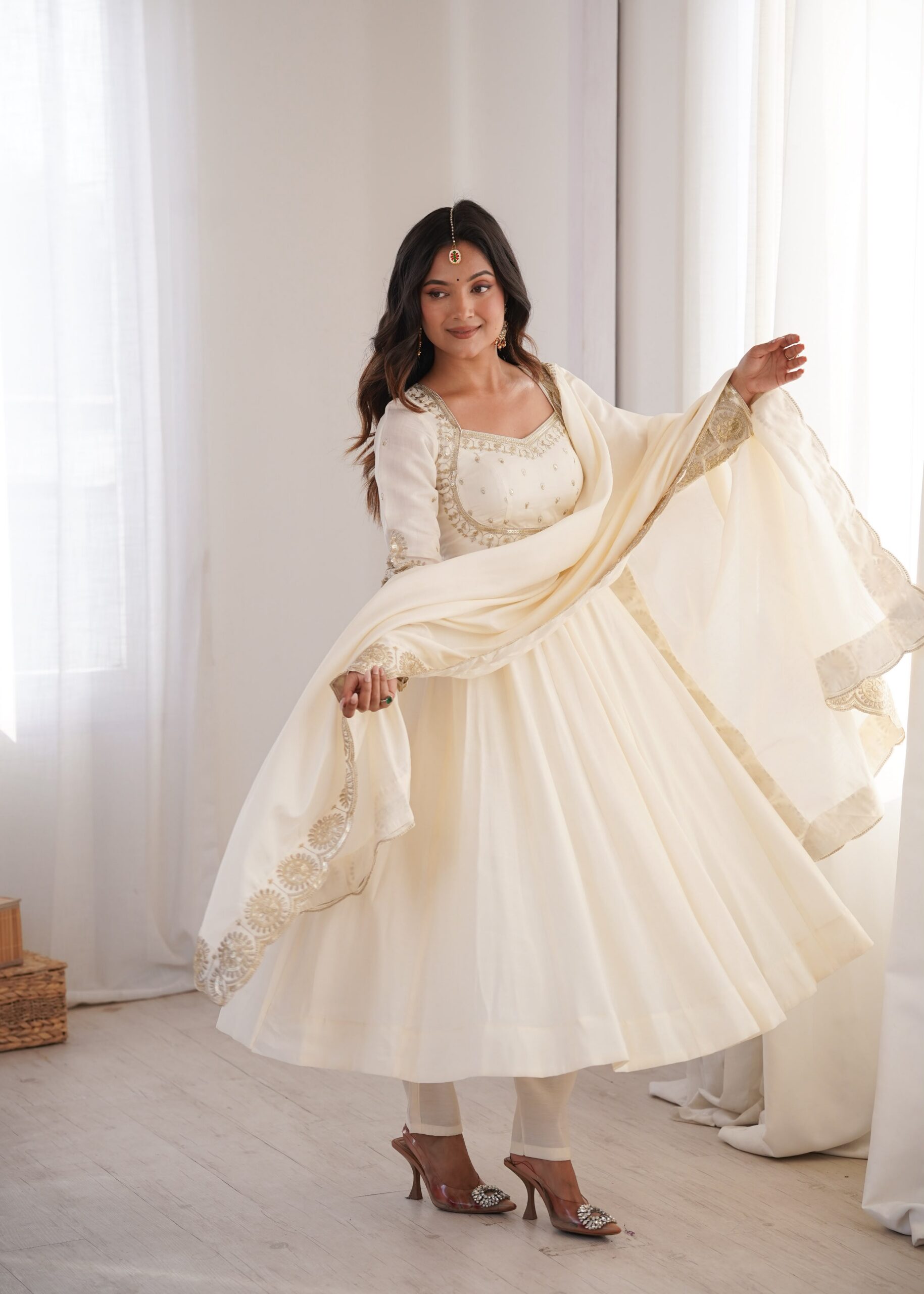 ZF 5026 White Colour Roman Silk Salwar Suit with Embroidery Work. Best Price ₹2399. Delivery 4-6 Working Days. Online Shop now. | Anarkali Suits, Bollywood Anarkali, Creative-Anarkali, Designer Anarkali, Embroidered Anarkali, Party Wear Anarkali