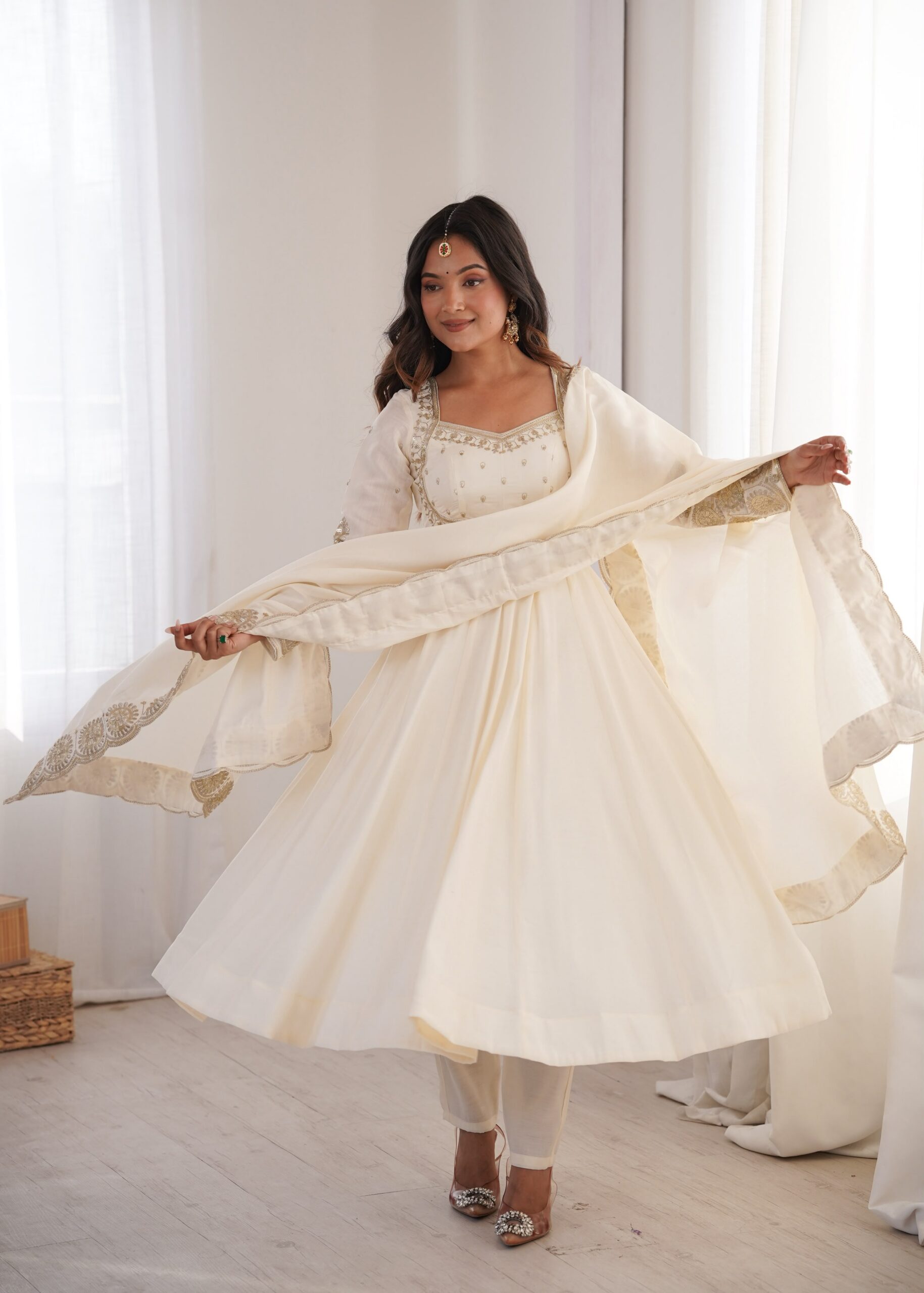 ZF 5026 White Colour Roman Silk Salwar Suit with Embroidery Work. Best Price ₹2399. Delivery 4-6 Working Days. Online Shop now. | Anarkali Suits, Bollywood Anarkali, Creative-Anarkali, Designer Anarkali, Embroidered Anarkali, Party Wear Anarkali