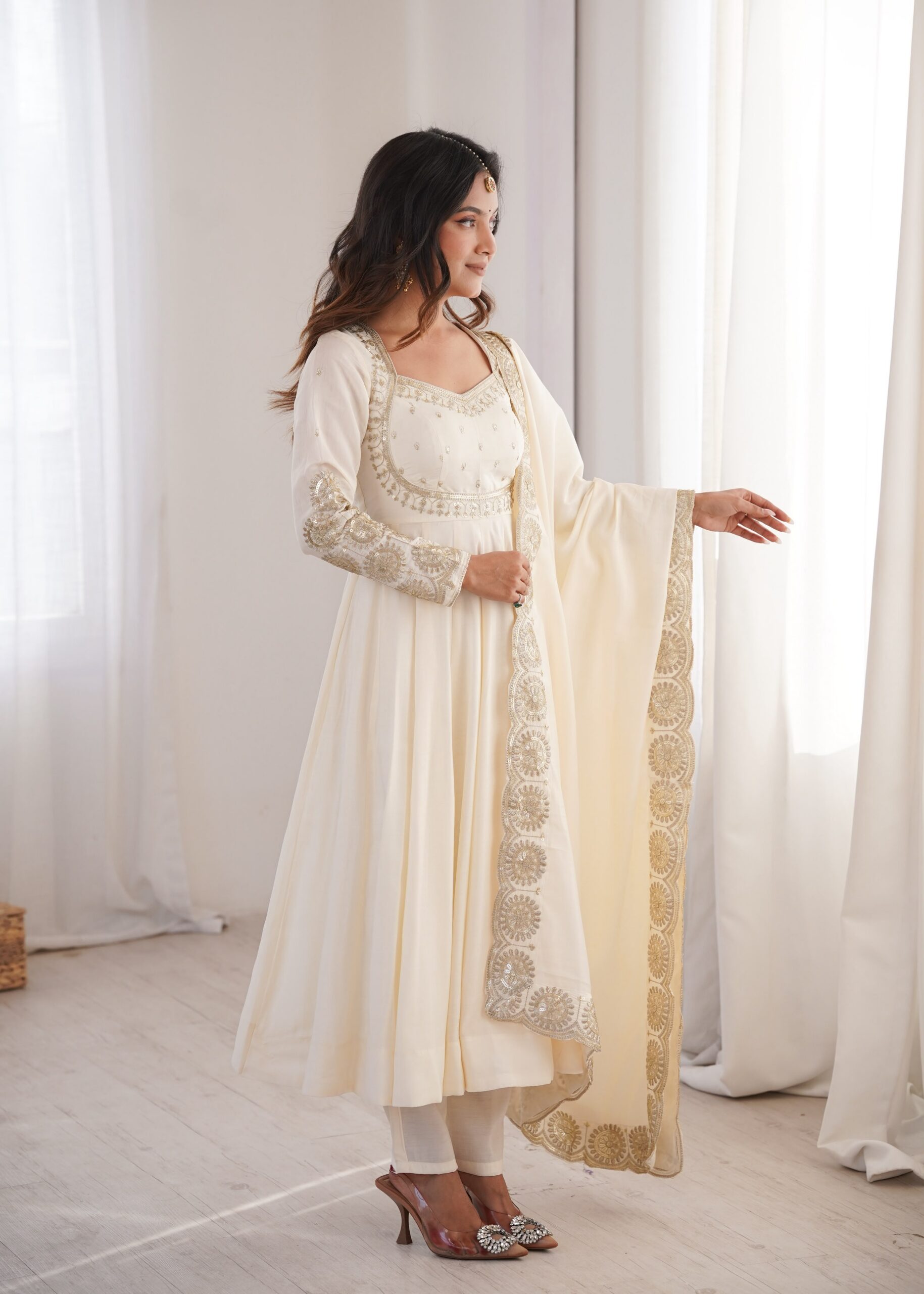 ZF 5026 White Colour Roman Silk Salwar Suit with Embroidery Work. Best Price ₹2399. Delivery 4-6 Working Days. Online Shop now. | Anarkali Suits, Bollywood Anarkali, Creative-Anarkali, Designer Anarkali, Embroidered Anarkali, Party Wear Anarkali