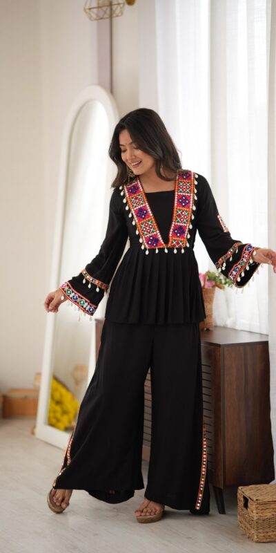 SP 93 Black Rayon Salwar Suit with Embroidery Work & Thread Embroidery. Best Price ₹2149. Delivery 4-6 Working Days. Shop now. | Jump Suits, Salwar suit, Casual Suits, Creative suits, Designer Suits, Palazzo Suits, Party Wear Suits, Patiala Suits, Straight Suits