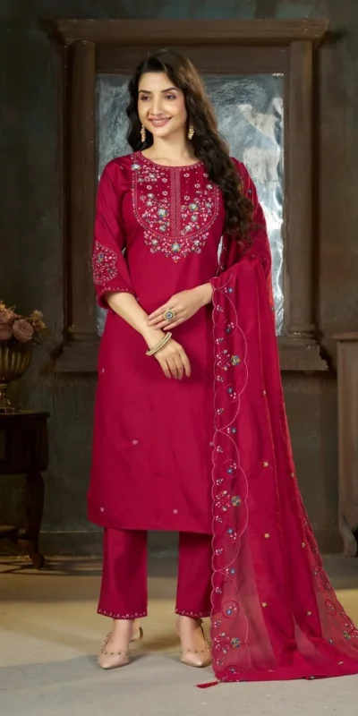 Alluring Pink Marina Silk Thread Work Salwar Suit