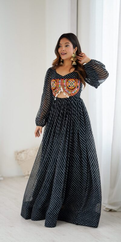 SP 40 Black Georgette Digital Print Work Gown for Wedding, Party, Cultural Events, Traditional Day, Pooja . Grab it for ₹1799. Delivery 4-6 Working Day | Gowns, Bollywood Gowns, Creative Gowns, Designer Gowns, Embroidered Gowns, Party Wear Gowns