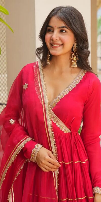 LG 2154 Red Georgette Digital Print Work Gown for Wedding, Party, Cultural Events, Traditional Day, Pooja . Grab it for ₹2399. Delivery 4-6 Working Day | Gowns, Bollywood Gowns, Creative Gowns, Designer Gowns, Embroidered Gowns, Party Wear Gowns