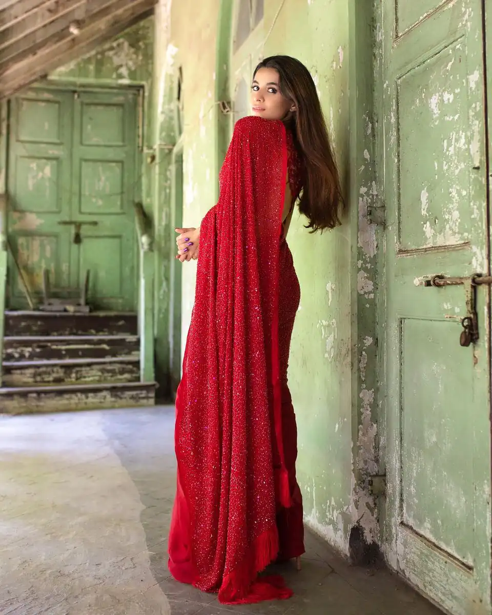 KT 186 Red Saree : Georgette Blouse : Bangalori Silk Work : Fancy Sequence Work Wedding, Festive @1599/- Only | Sarees, Bollywood Sarees, Creative Sarees, Designer Sarees, Embroidered Sarees, Ethnic Saree, Party Wear Sarees