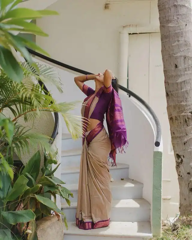 KP - 5044 Cream Color Soft Lichi Silk Jacquard On All Over Saree Casual, Party Wear, Wedding, Events Etc. Expected Delivery 4-6 Working Days @1449/- | Sarees, Bollywood Sarees, Creative Sarees, Designer Sarees, Embroidered Sarees, Ethnic Saree, Modern Digital sarees, Party Wear Sarees