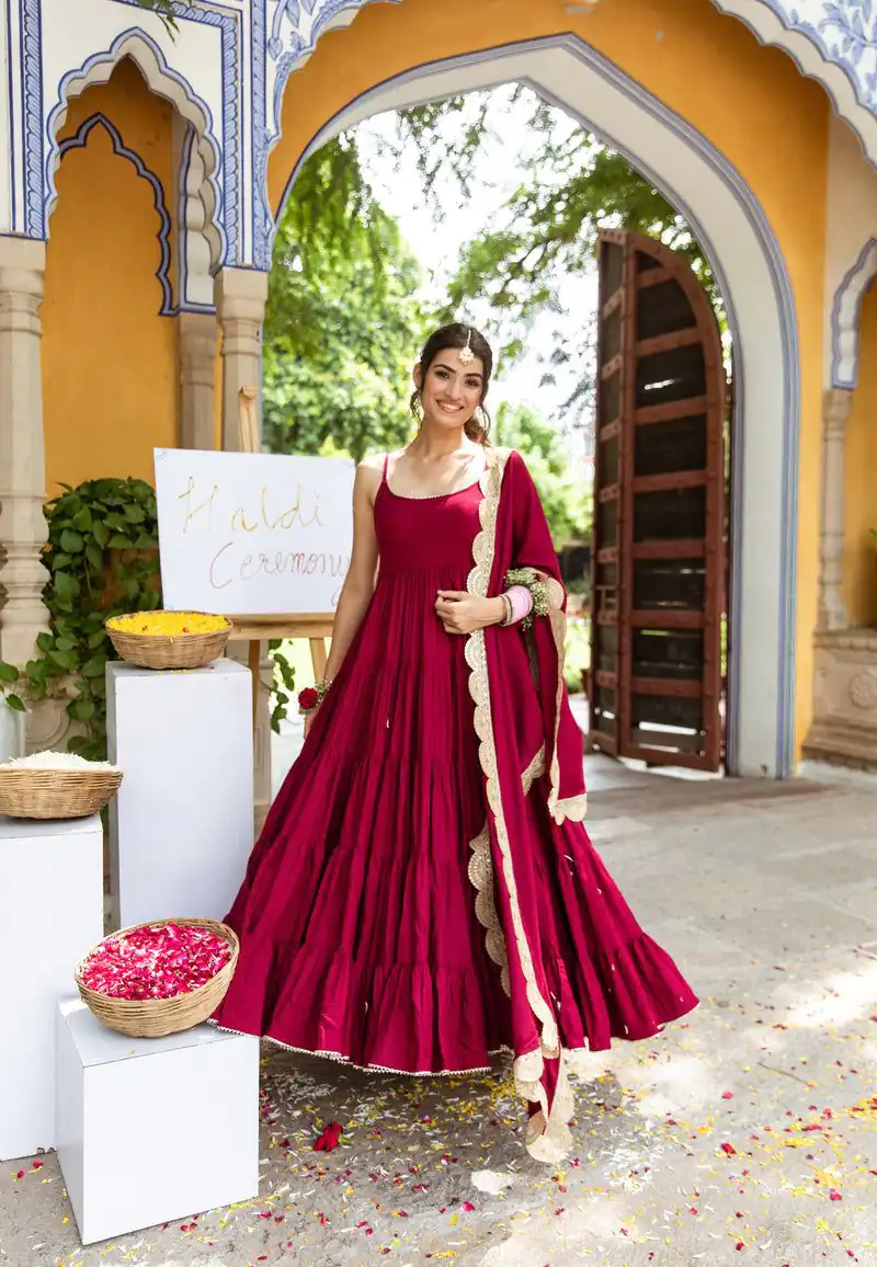 SSR 428 Red Color Heavy Georgette Attached Pad Salwar Suit Wedding, Party, Festive, Events Expected Delivery 4-6 Working Days @ 1849/- Only | Salwar suit, Casual Suits, Creative suits, Designer Suits, Party Wear Suits, Straight Suits