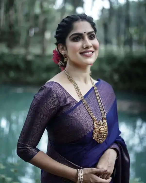 Stylish Navy Blue Color Soft Lichi Silk Cloth Jacquard All Over Saree