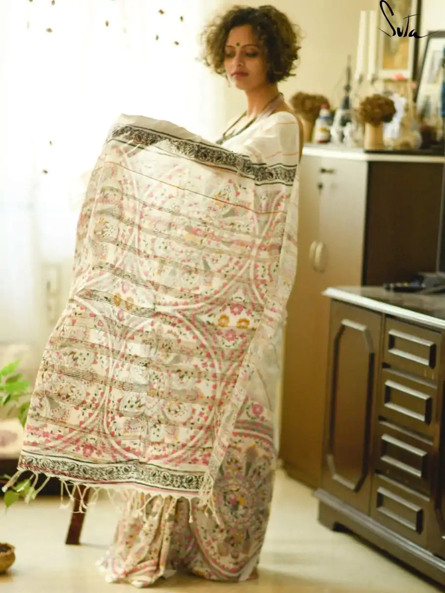 KT 197 White Color S Heavy Dola Silk Digital Print Saree Casual, Wedding, Festive, Events . Expected Delivery 4-6 Working Days @1449/- only | Sarees, Bollywood Sarees, Creative Sarees, Designer Sarees, Embroidered Sarees, Ethnic Saree, Modern Digital sarees, Party Wear Sarees