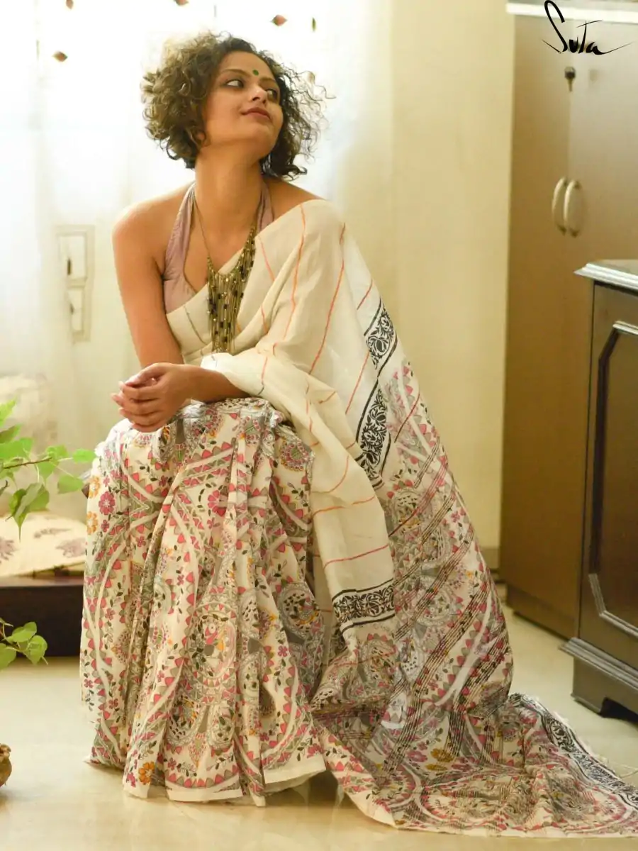 KT 197 White Color S Heavy Dola Silk Digital Print Saree Casual, Wedding, Festive, Events . Expected Delivery 4-6 Working Days @1449/- only | Sarees, Bollywood Sarees, Creative Sarees, Designer Sarees, Embroidered Sarees, Ethnic Saree, Modern Digital sarees, Party Wear Sarees