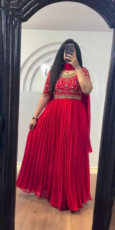 Red Chinon Silk Thread Real Mirror Gown
