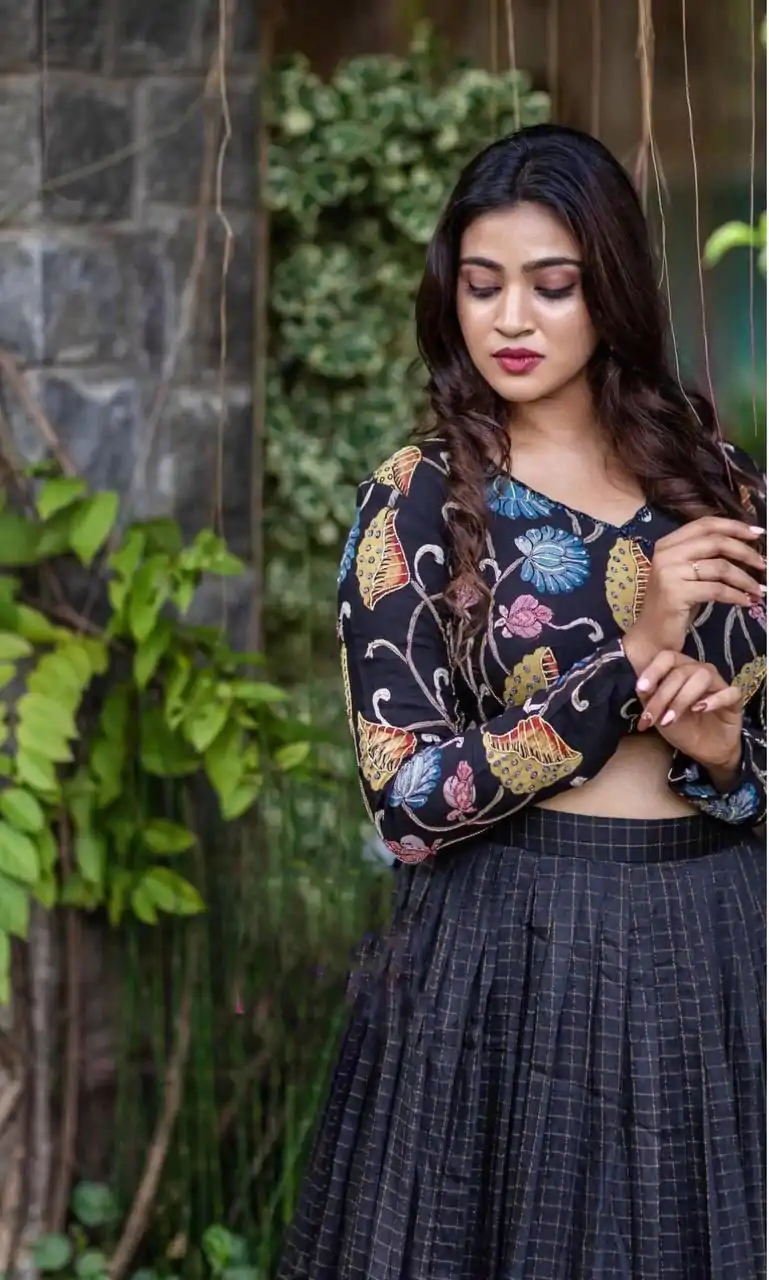 PC 306 Black Color Chant Crepe Digital Print Lehenga Choli Casual, Wedding, Party, Festive, Events Etc.4-6 Working Days@ 2079/-only | Lehenga, Bollywood Lehenga, Creative Lehenga, Designer Lehenga, Embroidered Lehenga, Party Wear Lehenga