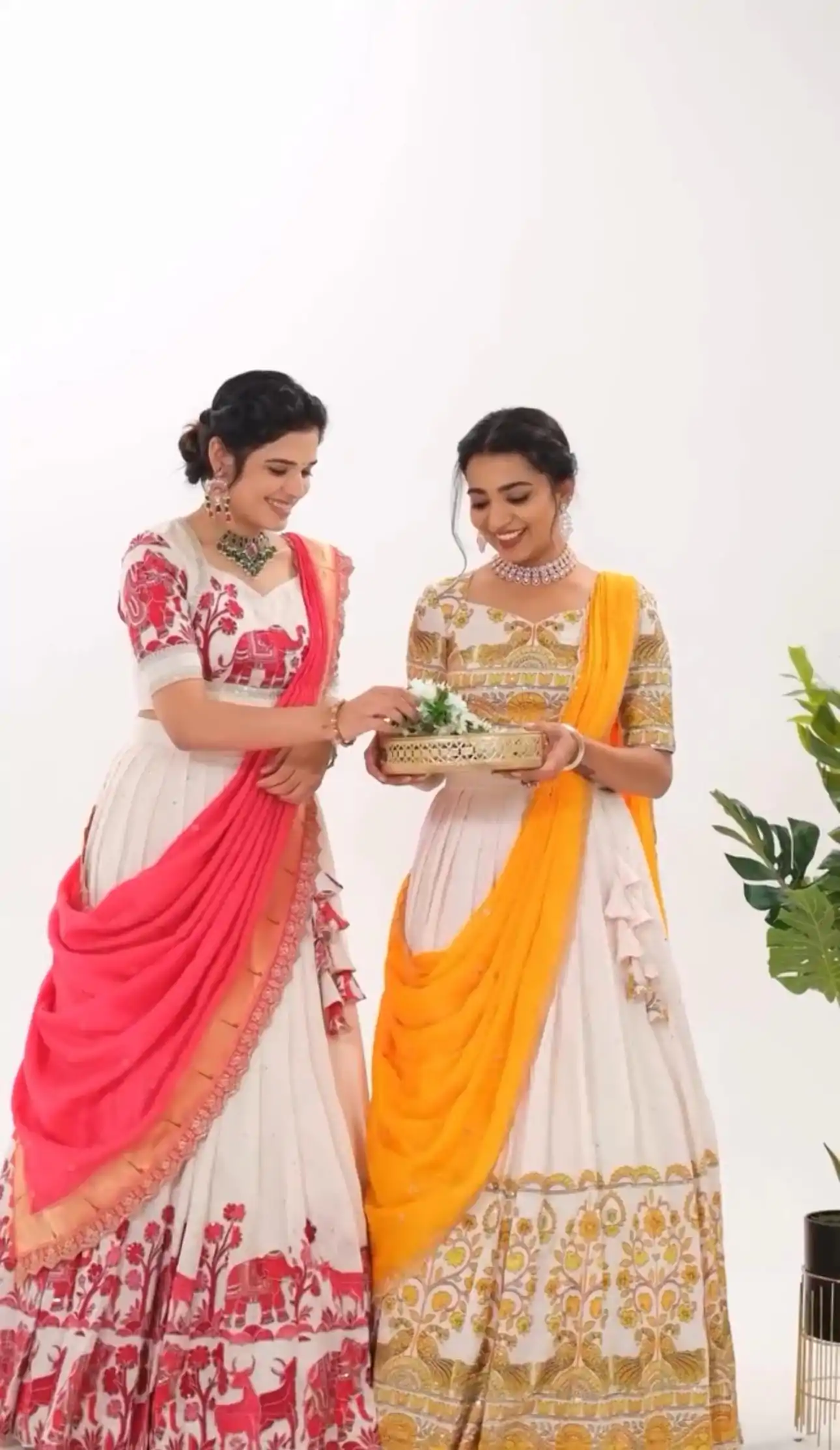 PC 504 Red Color Cotton Kalamkari Print Lehenga Choli Wedding, Party, Festival, Events Etc. Delivery 4-6 Working Days @2149/- | Lehenga, Bollywood Lehenga, Creative Lehenga, Designer Lehenga, Embroidered Lehenga, Party Wear Lehenga