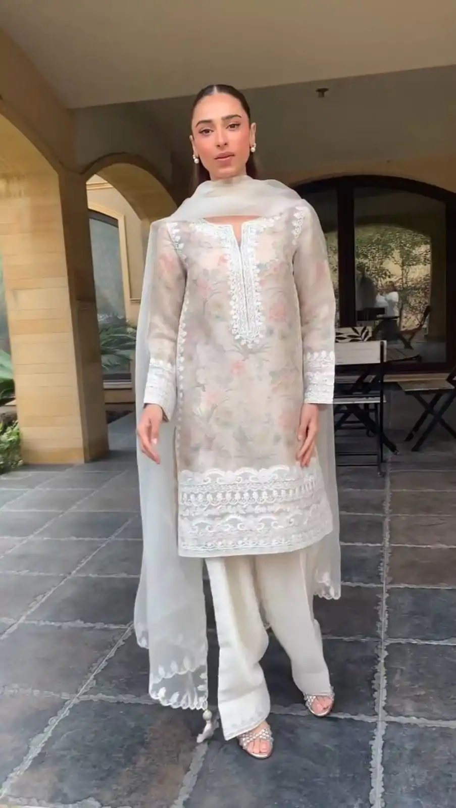 LG 1932 White Color Tobi Organza Printed With Embroidery Salwar Suit Casual, Wedding, Festive, Events . Expected Delivery  4-6 Working Days @2049/- only      | Jump Suits, Salwar suit, Casual Suits, Creative suits, Designer Suits, Palazzo Suits, Party Wear Suits, Patiala Suits, Straight Suits