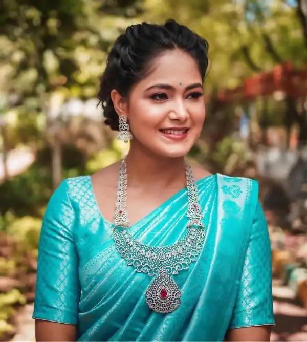 Sky Blue Soft Litchi Silk Jacquard Work On All Over Saree - Image 3