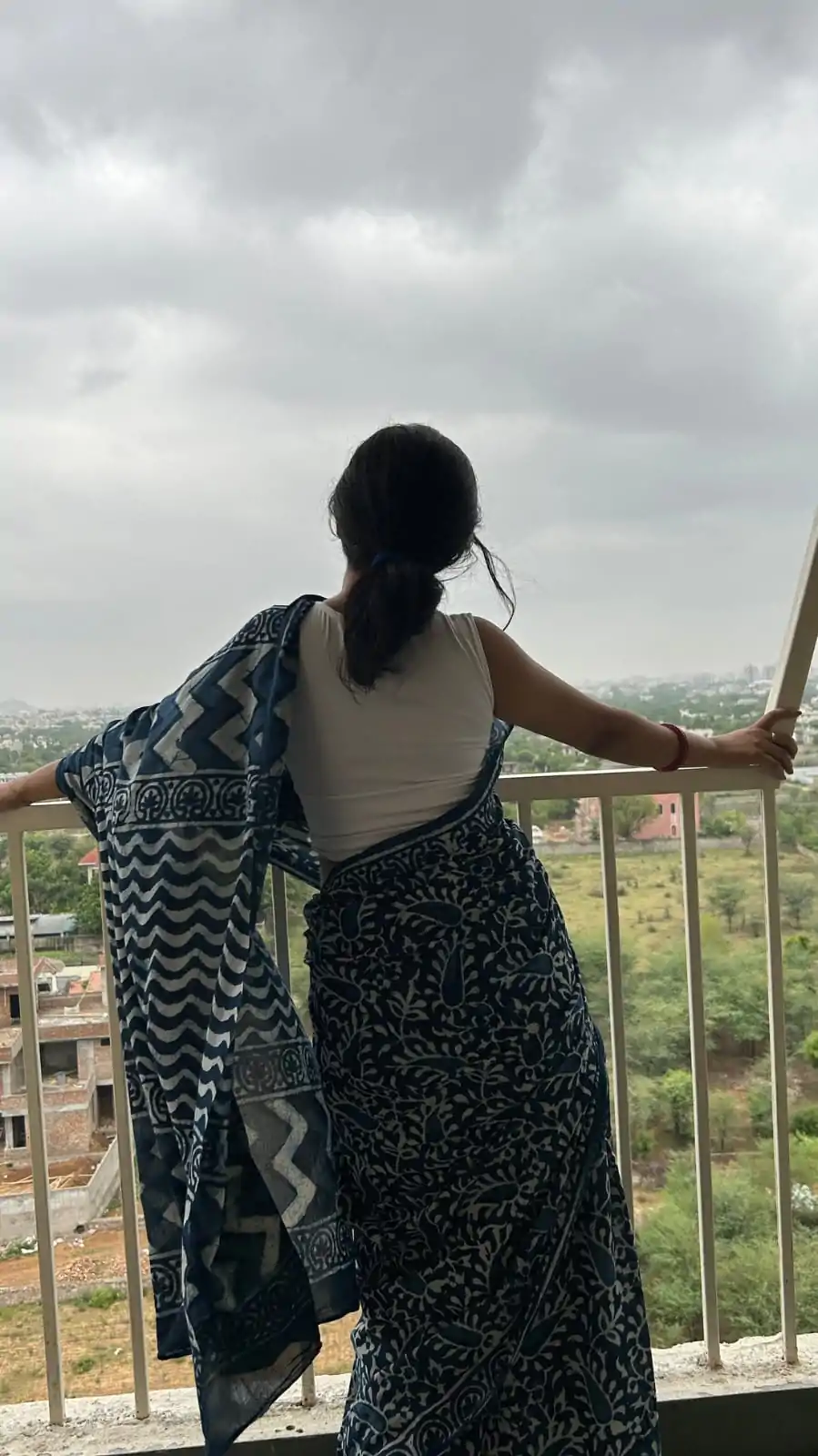 SC 404 Blue Color Soft Linen Silk Digital Print Saree Casual, Wedding, Festive, Events . Expected Delivery  4-6 Working Days @1599/- only                                                                                                                                           | Sarees, Bollywood Sarees, Creative Sarees, Designer Sarees, Embroidered Sarees, Ethnic Saree, Modern Digital sarees, Party Wear Sarees