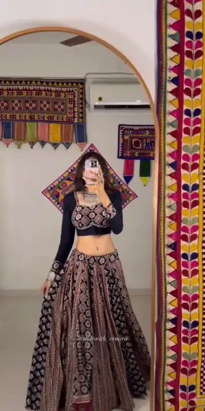 LG 649 Black Color Rayon Lehenga Choli With Lace Work & Cowrie Work. Now at just ₹1999. Delivery 4-6 Working Days. Shop now. | Lehenga, Bollywood Lehenga, Creative Lehenga, Designer Lehenga, Embroidered Lehenga, Party Wear Lehenga