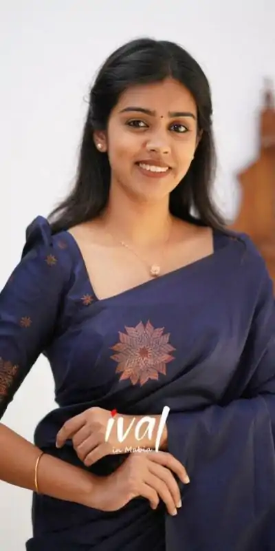 KP 5009 Navy Blue Soft Lichi Silk Saree Perfect for Wedding, Party, Pooja, Lohri, Reception . Special Price ₹1319. Delivery 4-6 Working Days. Shop | Sarees, Bollywood Sarees, Creative Sarees, Designer Sarees, Embroidered Sarees, Ethnic Saree, Modern Digital sarees, Party Wear Sarees