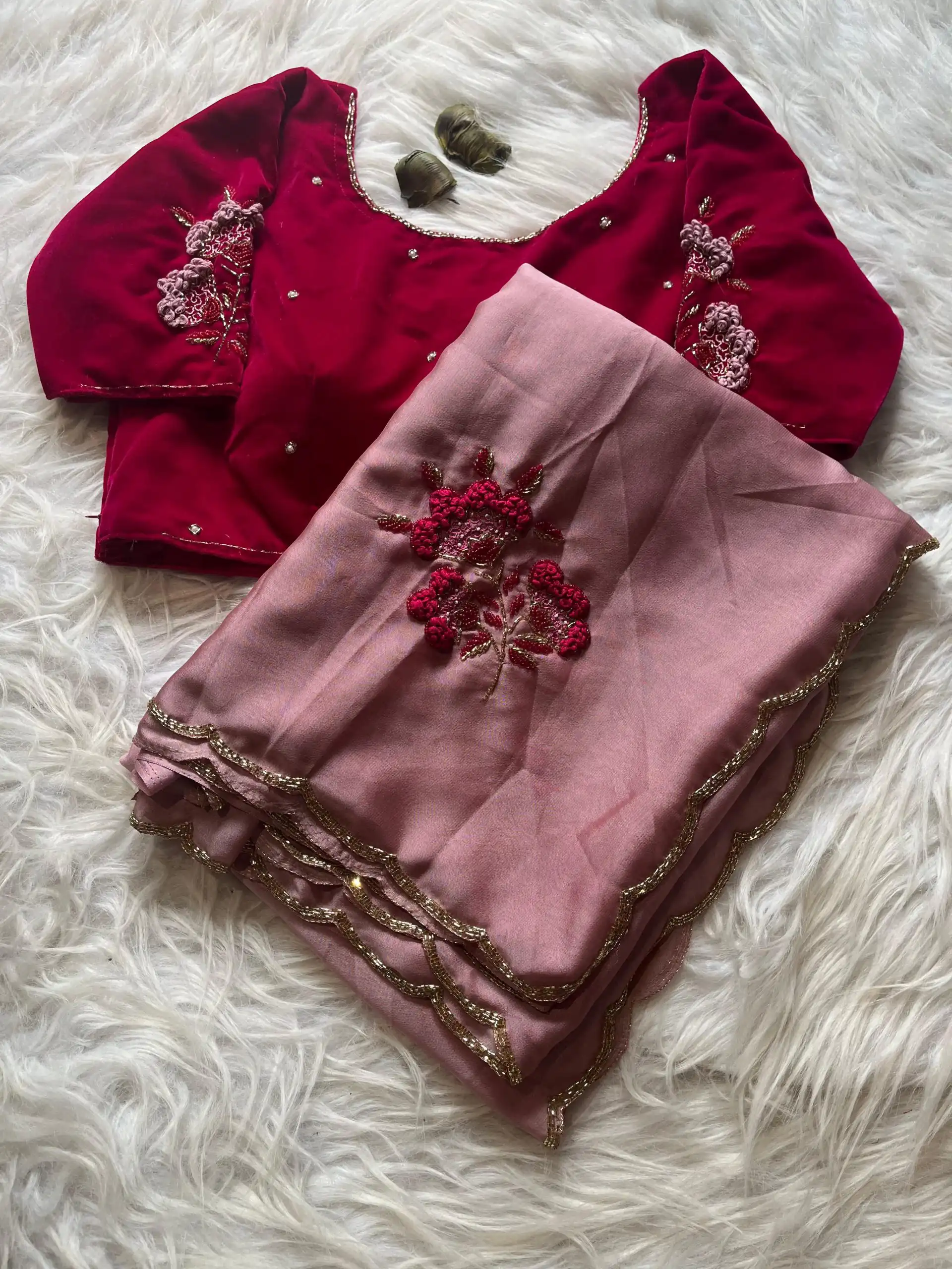 AC AZAELEA Pink Rangoli Silk Lace Work & Resham Work Saree with . Exclusive Offer ₹2549. Delivery 4-6 Working Days. Shop now. | Sarees, Bollywood Sarees, Creative Sarees, Designer Sarees, Embroidered Sarees, Ethnic Saree, Modern Digital sarees, Party Wear Sarees